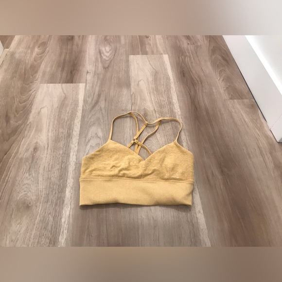 Alo  yoga Lush Bra - Picture 2 of 11